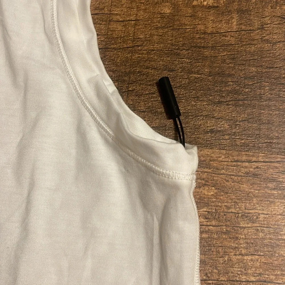 Calvin Klein performance wick white boxy tank top - Picture 4 of 6